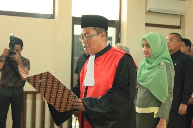 pak-ketua-arie3